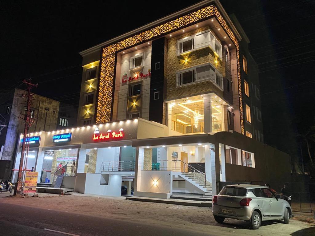 Le Arul Park Hotel Karaikal Bagian luar foto
