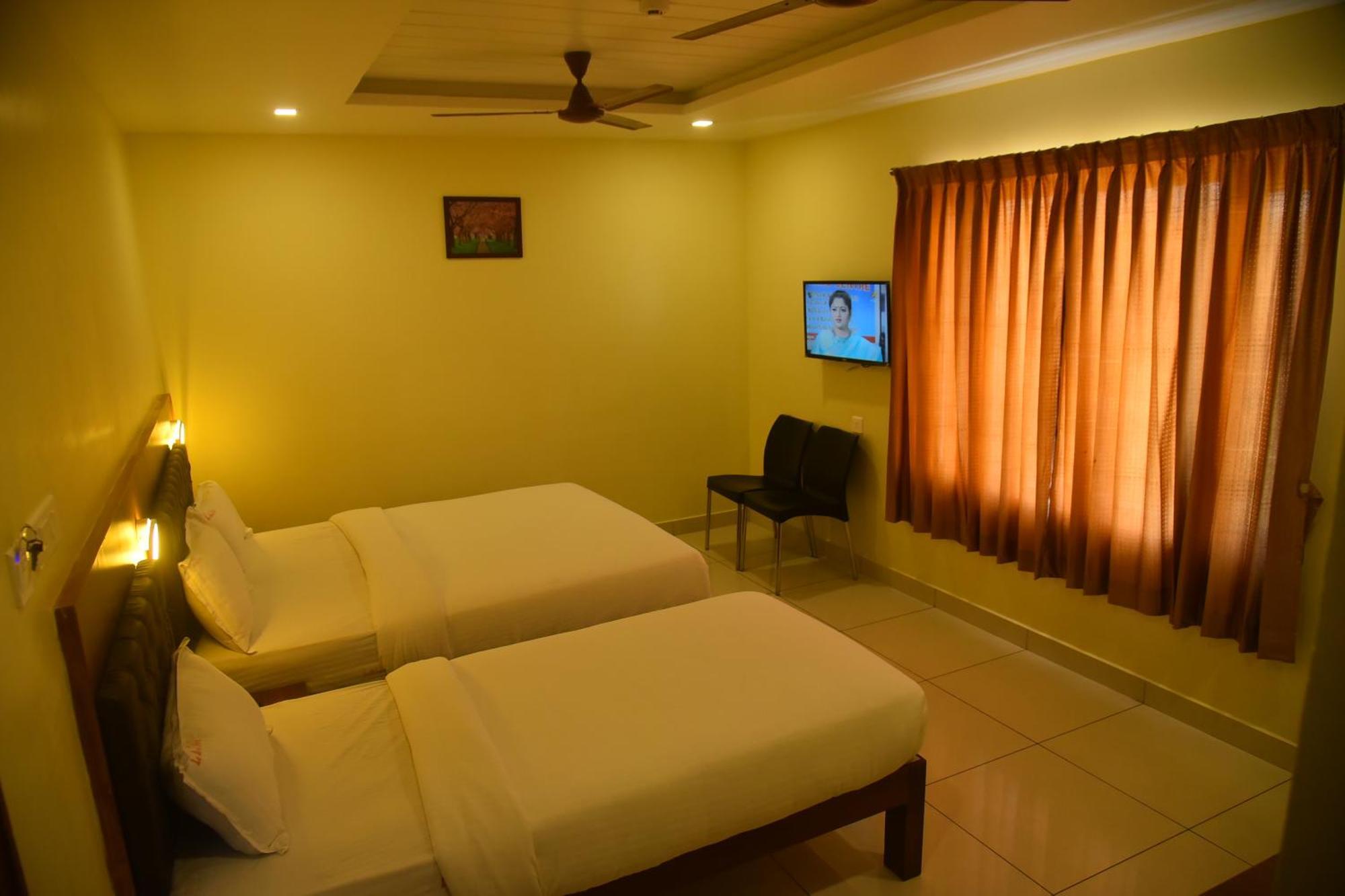 Le Arul Park Hotel Karaikal Ruang foto
